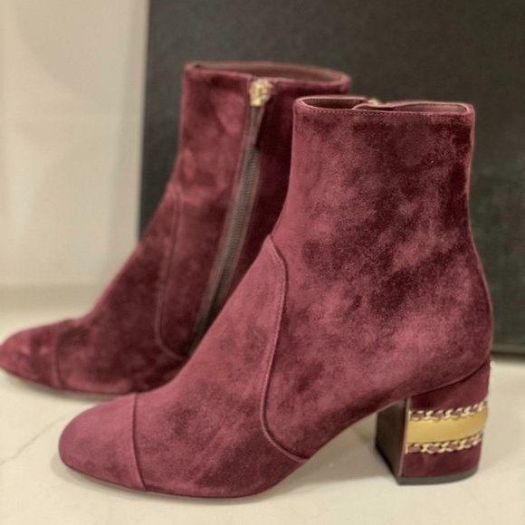 CHANEL 20B Calfskin Suede CC Logo Chain Metal Heels Ankle Booties Boots - Picture 2 of 9